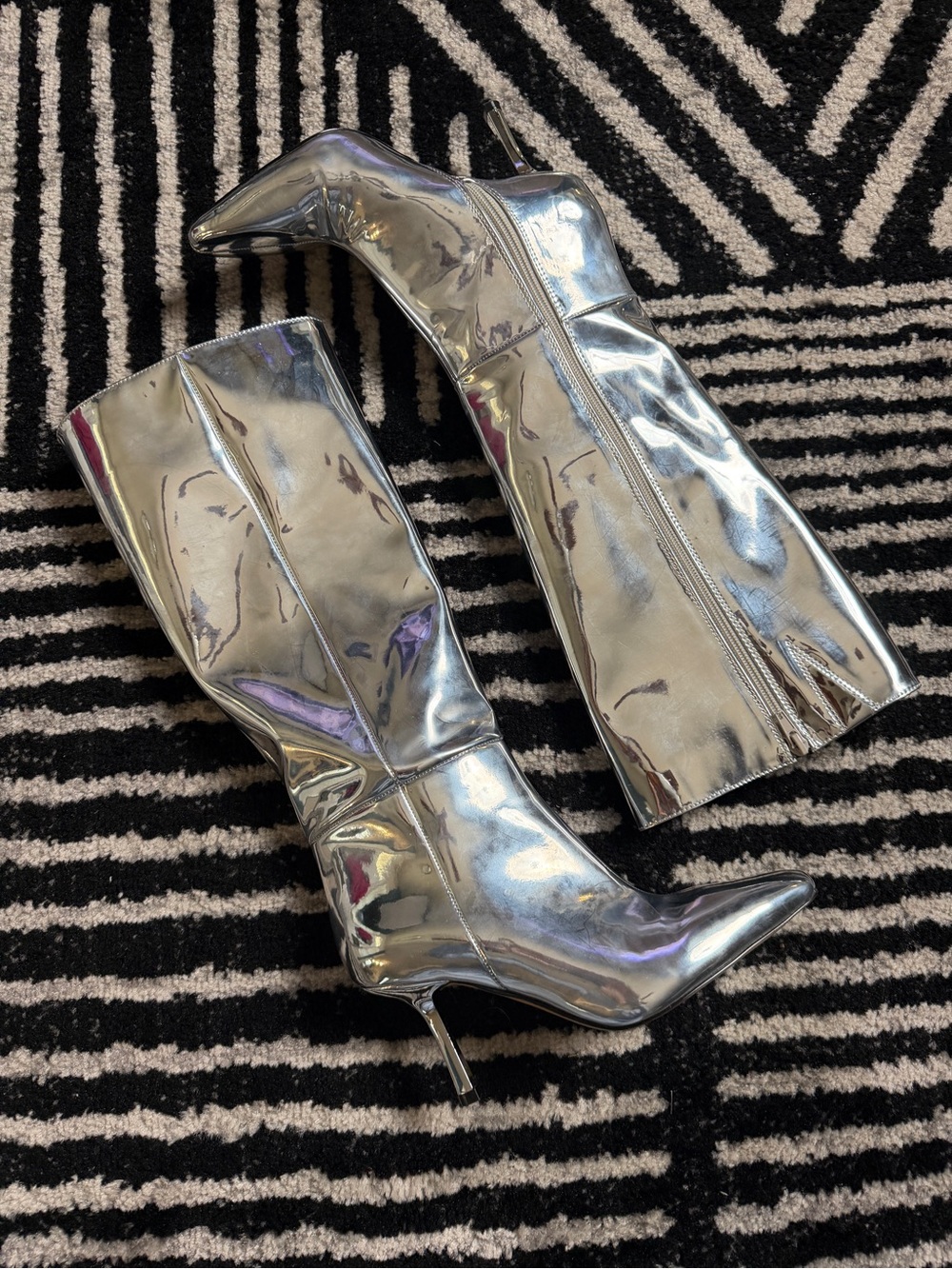 Silver Metallic Knee-High Women's - Picture 6 of 7